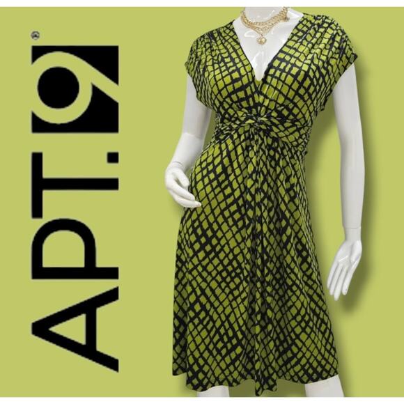 Apt. 9 Women’s Green Black Knot Front Stretch Dress - Medium - Picture 7 of 8